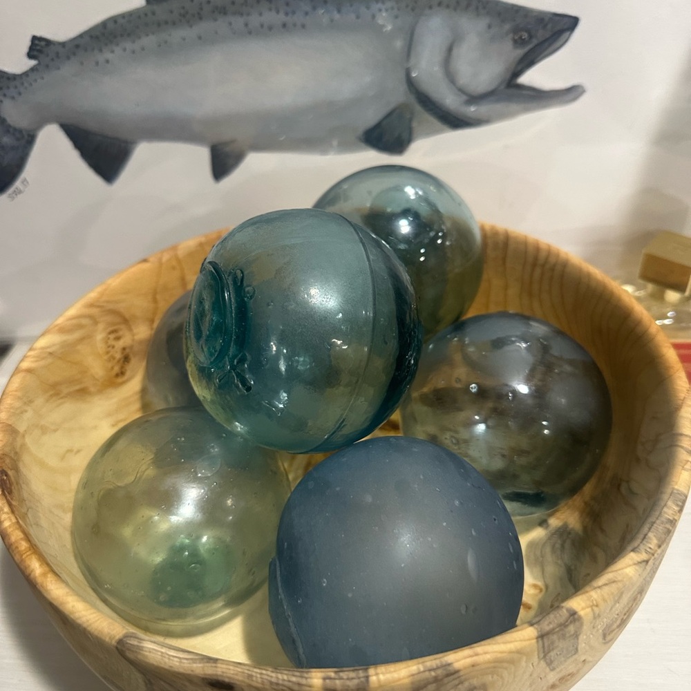 Decorative Alaskan spruce burl bowl & Glass Fishing Floats - Blue/Teal Set